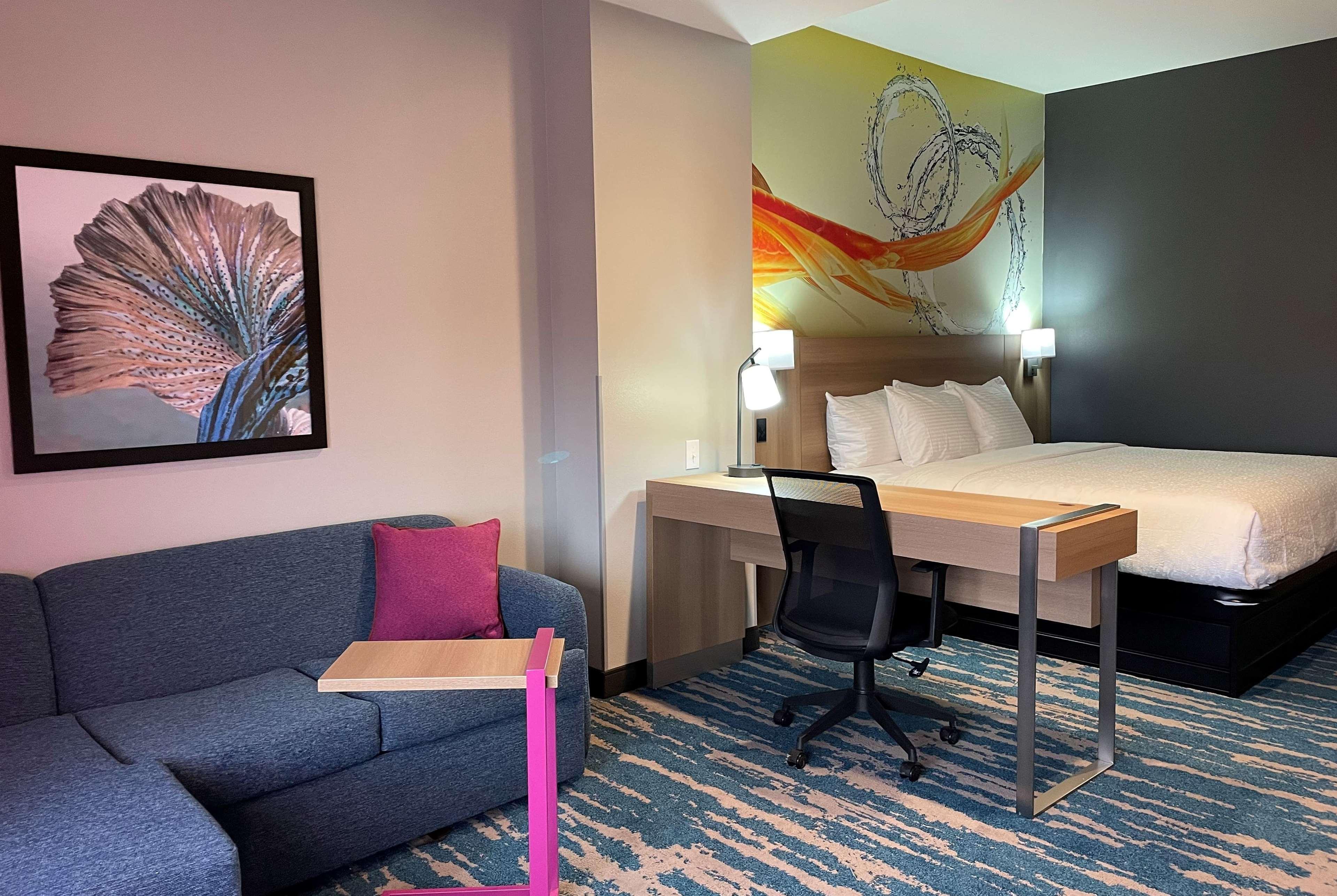 La Quinta Inn & Suites By Wyndham San Antonio Seaworld Lafb المظهر الخارجي الصورة